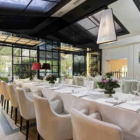 Grand Palace Hotell 5*