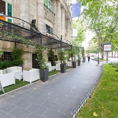Hotell Grand Palace 5*