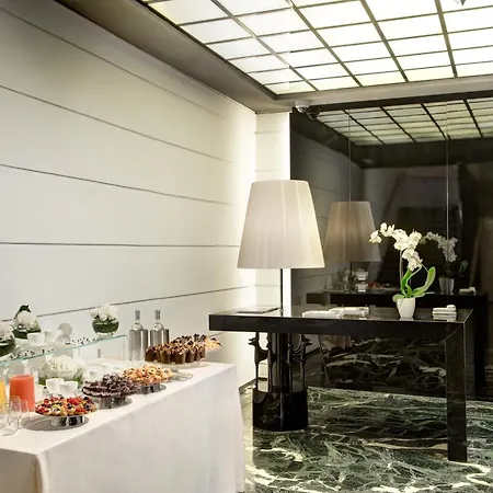 Grand Palace Hotel 5*