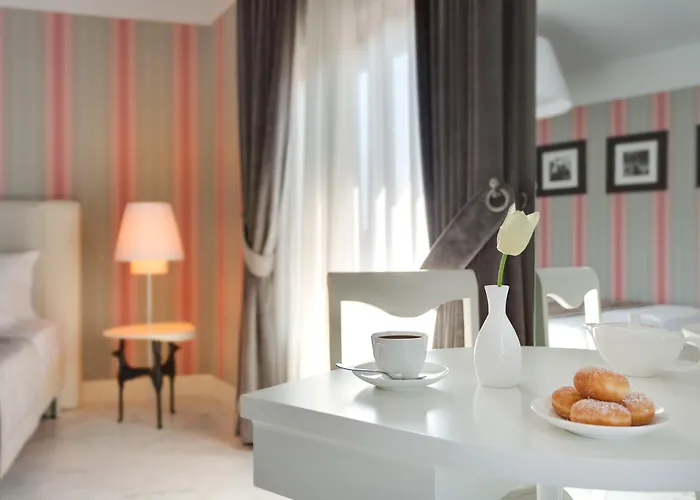 罗马皇宫大酒店 5*