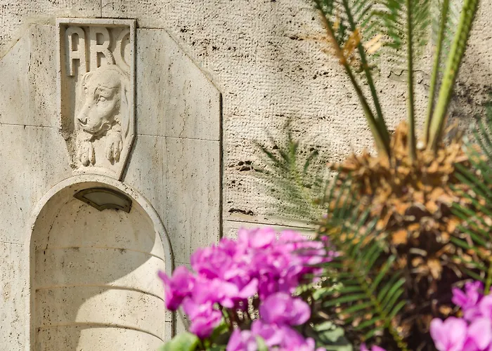 罗马皇宫大酒店 酒店