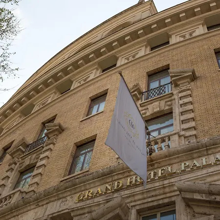 فندق غراند بالاس 5*